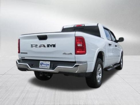 Certified 2025 RAM 1500 Big Horn AWD/4WD image 3