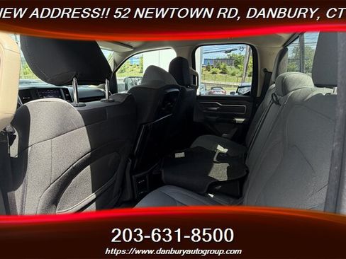Used 2020 RAM 1500 Big Horn RWD image 19