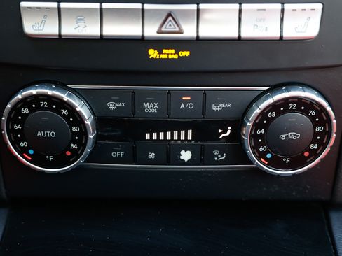 Used 2015 Mercedes-Benz C 63 AMG Coupe image 33