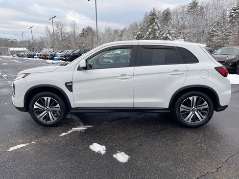 Used 2020 Mitsubishi Outlander Sport ES image 3