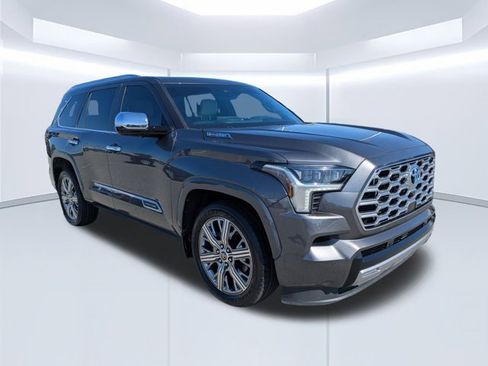 Used 2024 Toyota Sequoia Capstone image 2