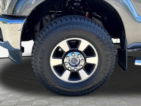 Used 2015 Ford F250 Lariat w/ Lariat Interior Package AWD/4WD image 28