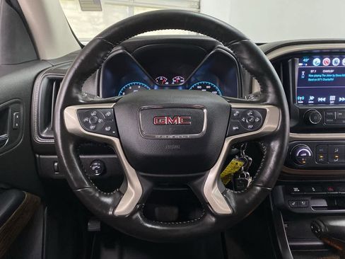 Used 2018 GMC Canyon Denali image 19