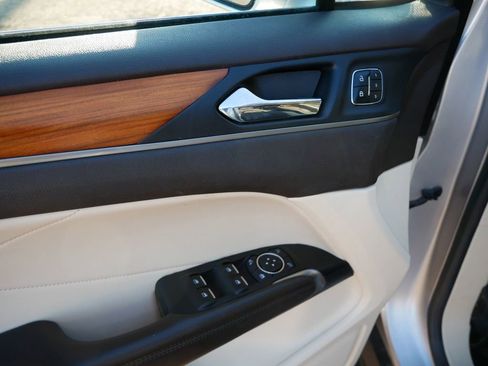 Used 2015 Lincoln MKC Base w/ Equipment Group 102A Reserve image 17