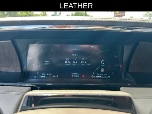 Used 2024 Lincoln Navigator L Reserve AWD/4WD image 13