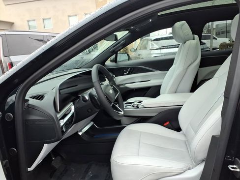 Certified 2024 Cadillac Lyriq Sport w/ LPO, Floor Liner Package image 21