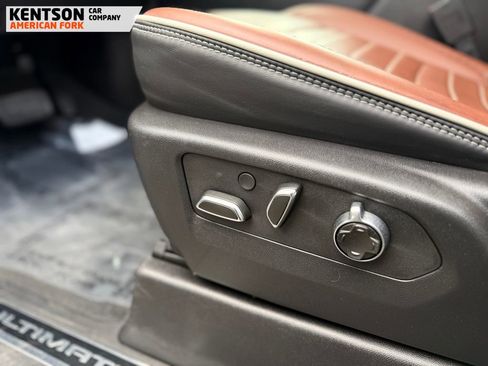 Used 2025 GMC Sierra 3500 Denali Ultimate image 36