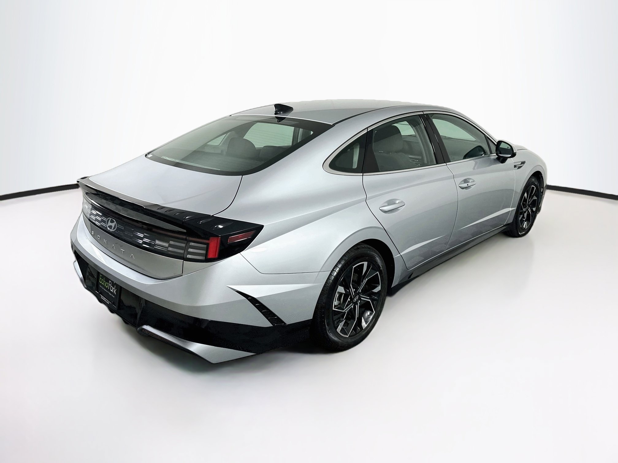 Used 2025 Hyundai Sonata SEL FWD image 9