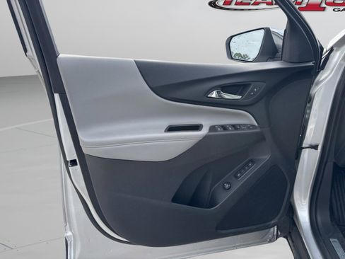 Used 2020 Chevrolet Equinox Premier image 27