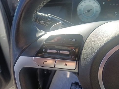 Used 2024 Hyundai Tucson Limited image 18