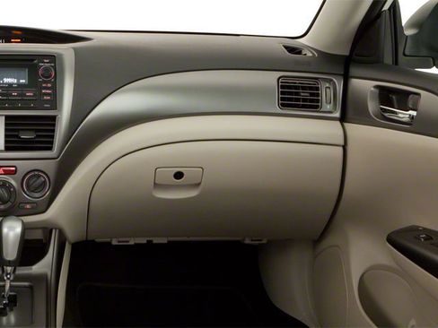 Used 2010 Subaru Impreza 2.5i Premium AWD/4WD image 21