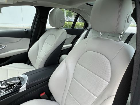 Certified 2016 Mercedes-Benz C 300 4MATIC Sedan image 16