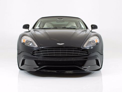 Used 2014 Aston Martin Vanquish Volante RWD image 17