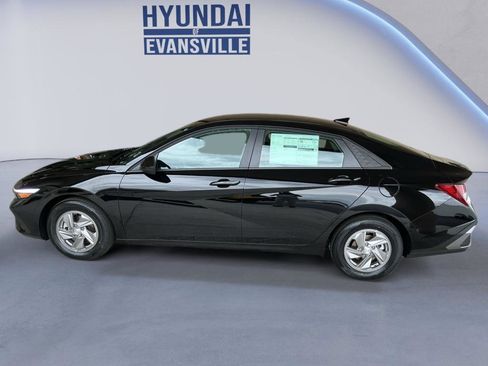 New 2026 Hyundai Elantra SE w/ Cargo Package image 8