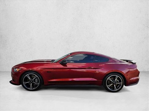 Used 2017 Ford Mustang GT Premium w/ Enhanced Security Package RWD image 9