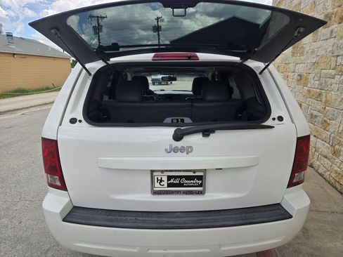 Used 2006 Jeep Grand Cherokee Laredo AWD/4WD image 18