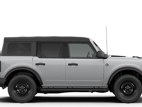 New 2026 Ford Bronco Outer Banks image 5