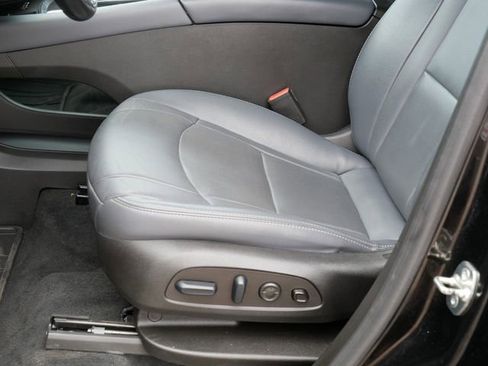 Used 2024 Buick Enclave Premium image 14