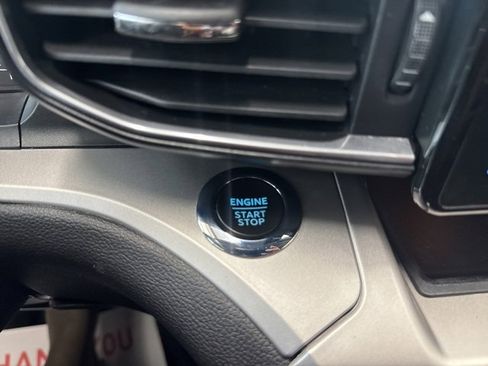 Certified 2022 Ford Explorer XLT w/ Equipment Group 202A image 28