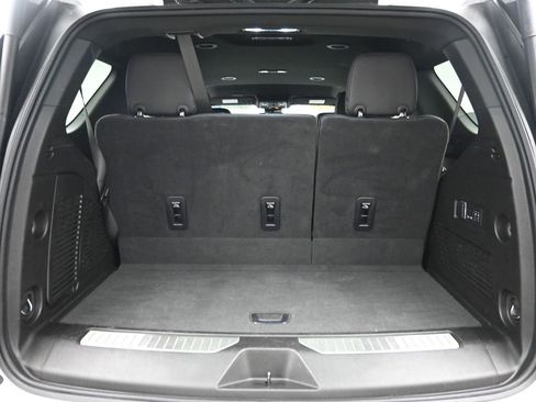 Used 2025 GMC Yukon Denali image 13