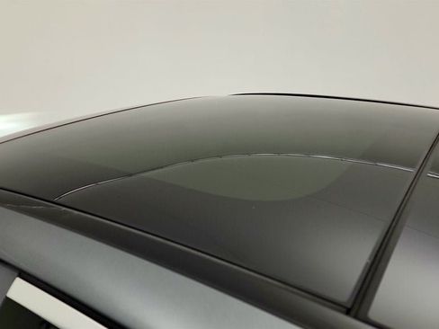 Used 2022 Mercedes-Benz E 350 4MATIC Sedan image 10