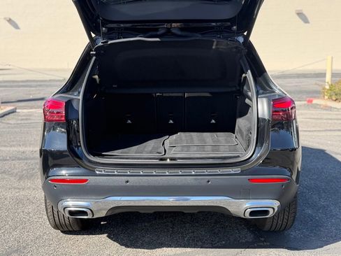 Used 2026 Mercedes-Benz GLA 250 image 12