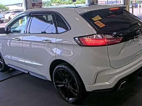 Used 2022 Ford Edge ST w/ Equipment Group 401A AWD/4WD image 6