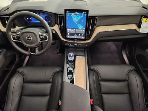 New 2026 Volvo XC60 B5 Ultra w/ Protection Package Premier AWD/4WD image 4