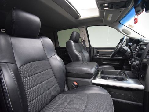 Used 2018 RAM 2500 Big Horn w/ Sport Appearance Group AWD/4WD image 21