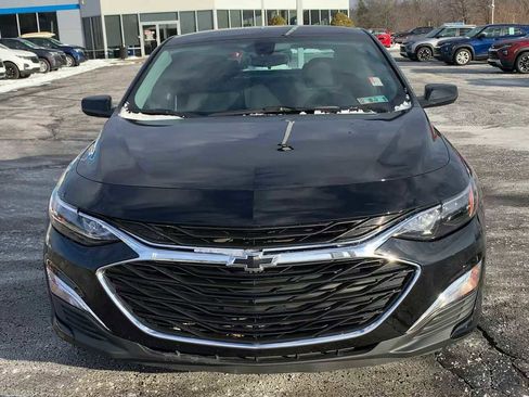 Used 2022 Chevrolet Malibu RS image 3