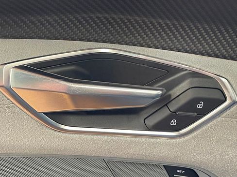 Used 2022 Audi e-tron GT Prestige w/ Prestige Package image 17