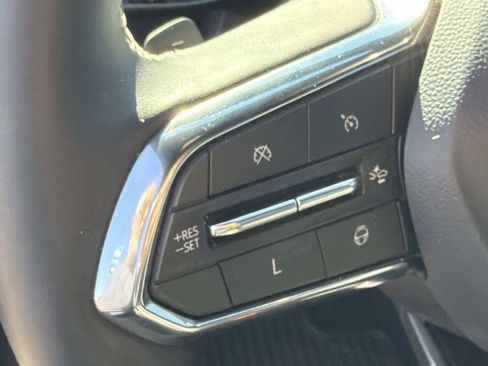 Used 2025 Chevrolet Traverse High Country image 7