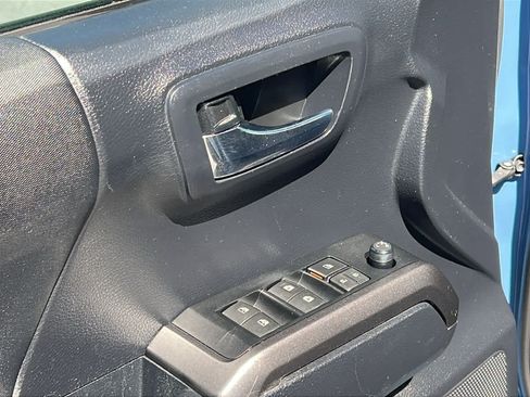 Used 2019 Toyota Tacoma TRD Sport w/ Technology Package AWD/4WD image 22