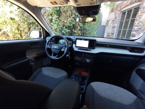 Used 2023 Ford Maverick XLT image 67