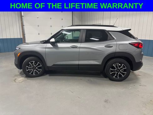 New 2025 Chevrolet TrailBlazer ACTIV w/ Driver Confidence Package image 2