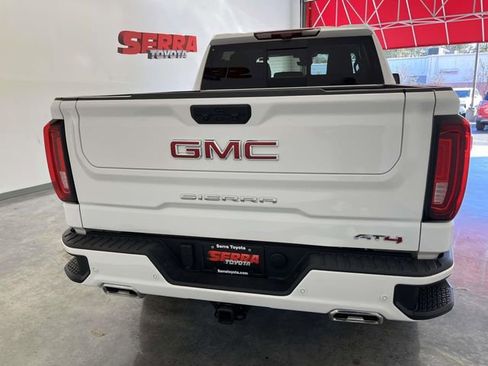 Used 2025 GMC Sierra 1500 AT4 w/ AT4 Premium Package image 6