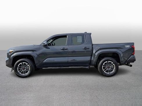 Used 2024 Toyota Tacoma TRD Sport w/ TRD Sport Upgrade Package AWD/4WD image 7