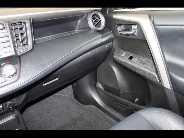 Used 2017 Toyota RAV4 Platinum w/ All Weather Liner Package AWD/4WD image 15