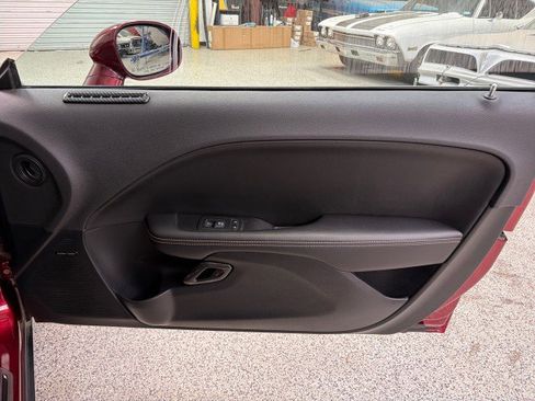 Used 2018 Dodge Challenger SRT Hellcat image 54