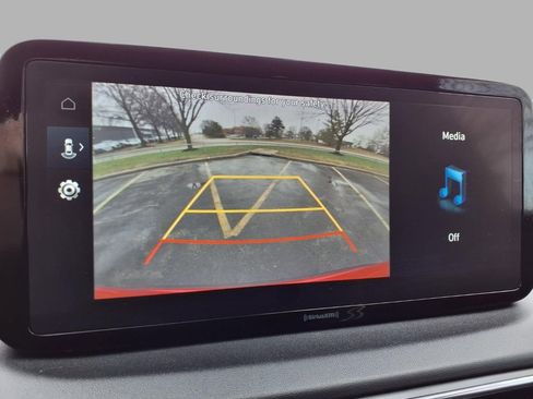 Used 2023 Hyundai Santa Fe SEL image 6