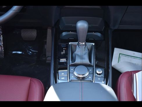 Certified 2025 MAZDA CX-30 AWD 2.5 S w/ Preferred Package image 16