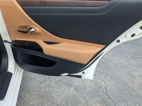 Used 2022 Lexus ES 350 350 image 31