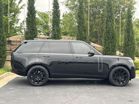 New 2026 Land Rover Range Rover Long Wheelbase SE AWD/4WD image 6