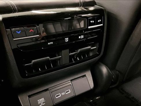 Used 2024 Acura MDX w/ Technology Package AWD/4WD image 33