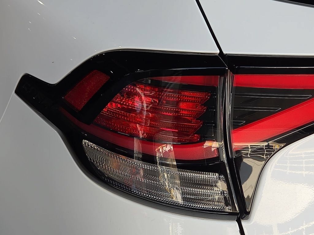 Used 2024 Kia Sportage EX FWD image 10