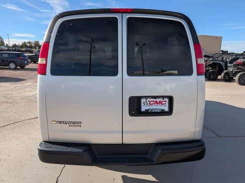 Used 2016 Chevrolet Express 2500 LS RWD image 7
