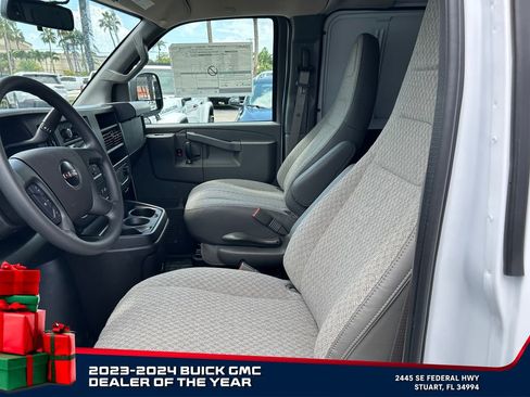 New 2025 GMC Savana 2500 w/ Driver Convenience Package image 21