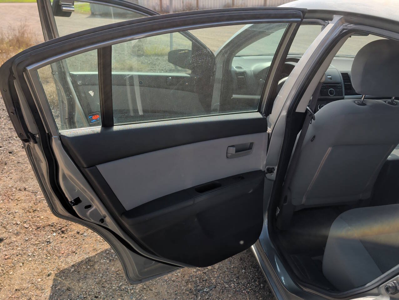 Used 2011 Nissan Sentra 2.0 FWD image 22