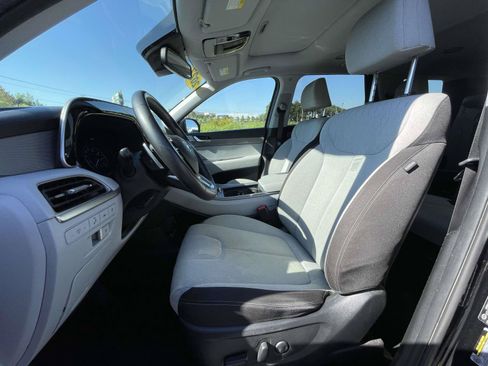 Used 2022 Hyundai Palisade SEL FWD image 19
