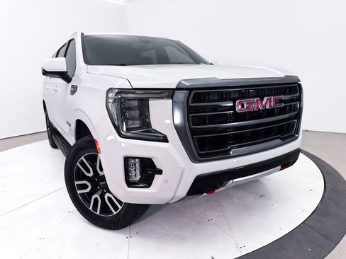 Used 2021 GMC Yukon XL AT4 w/ Rear Media and Nav Package AWD/4WD image 7